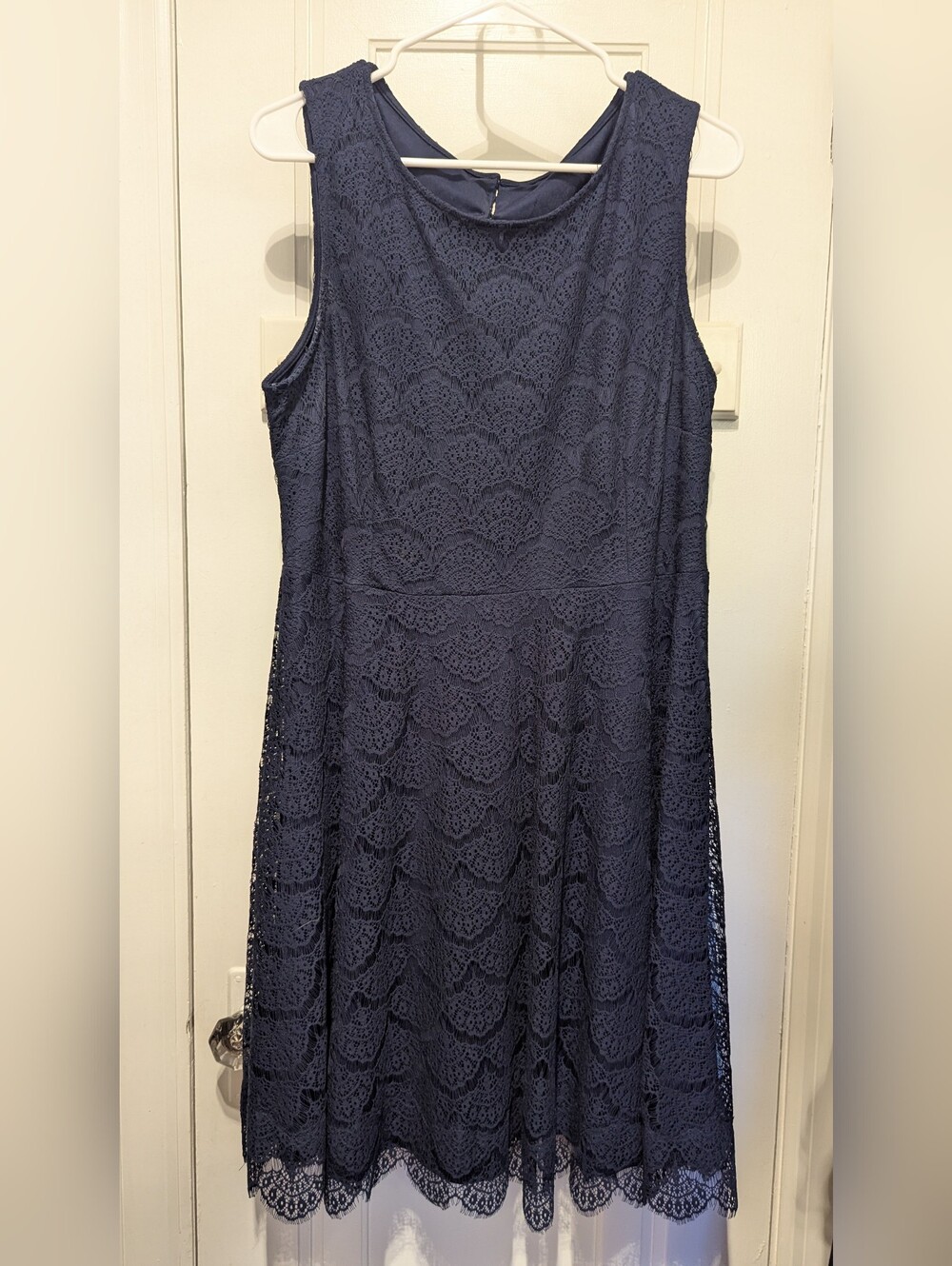 Jessica Simpson Lacey Navy Blue Sleeveless Midi Dress